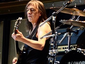 Malcolm Young: The show must go on