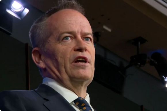 Robodebt shadow leaves fears NDIS will be next victim of disabling policy