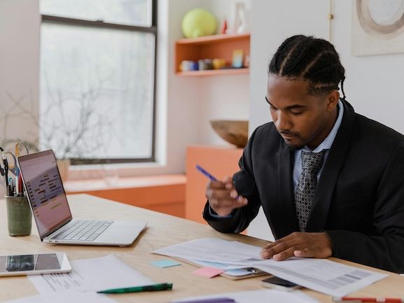Insurance strategy for Australian SMEs in a disruption era