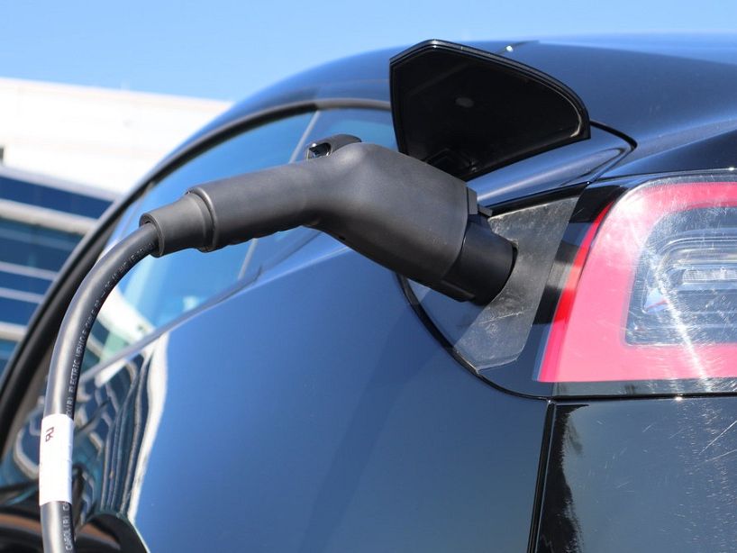 Lending vs. Leasing vs. Secondhand: What’s your EV buying strategy?