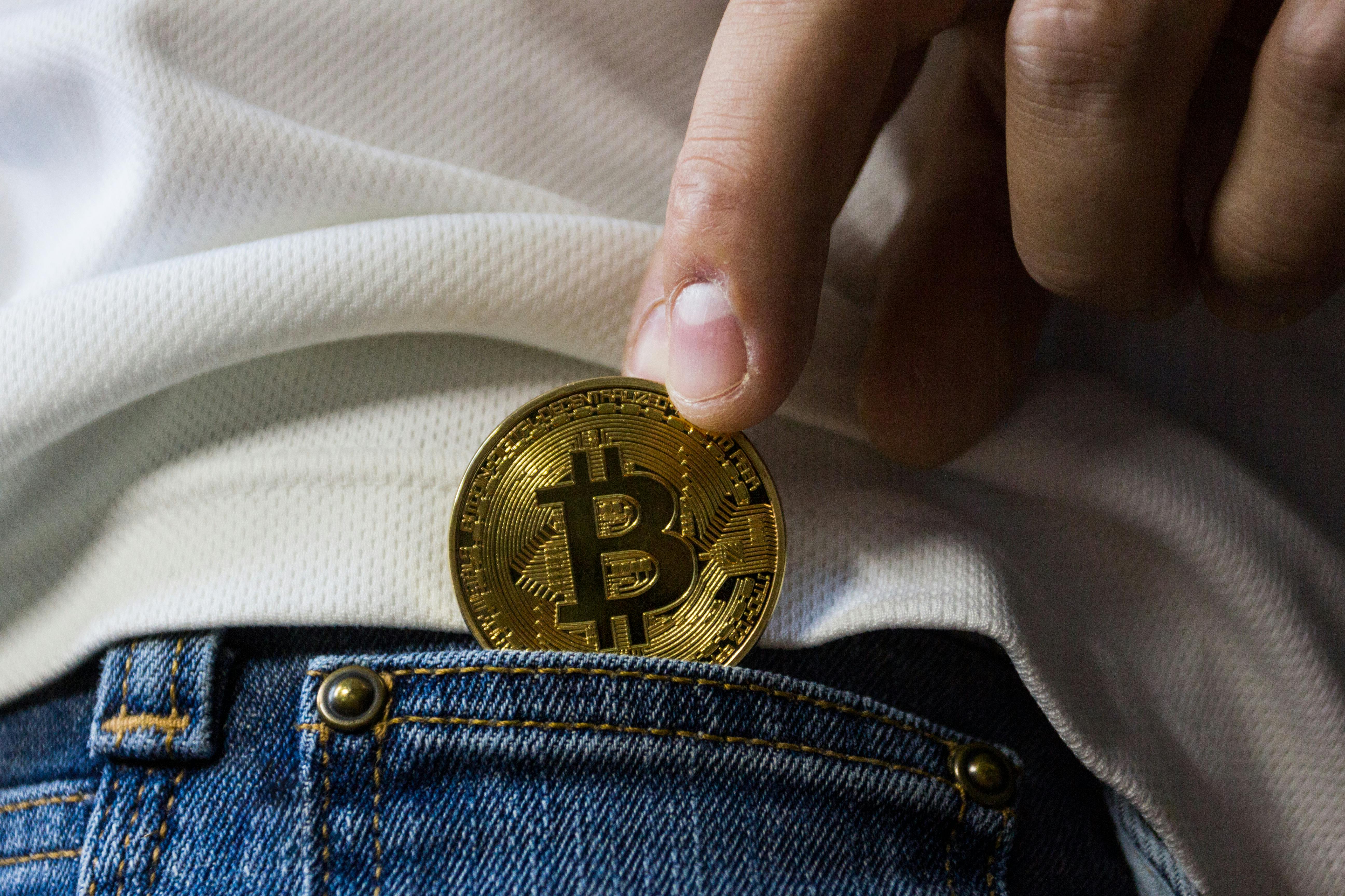 Why crypto price trackers are transforming financial literacy for everyday investors