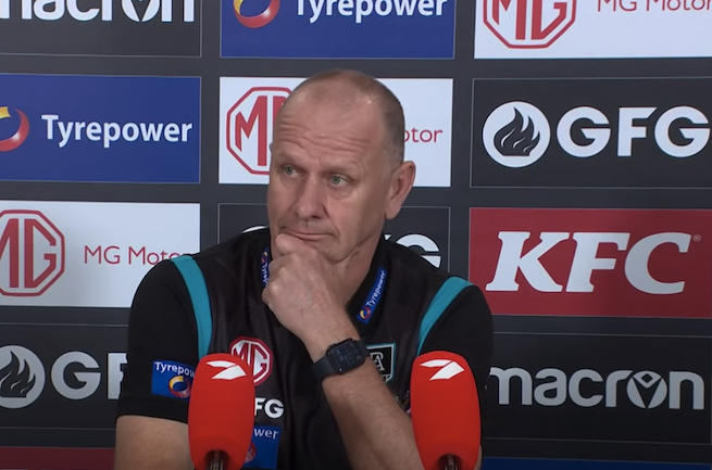 Coaching question mark hovers over Hinkley