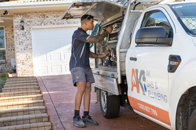 A homeowner’s guide to plumbers servicing all needs