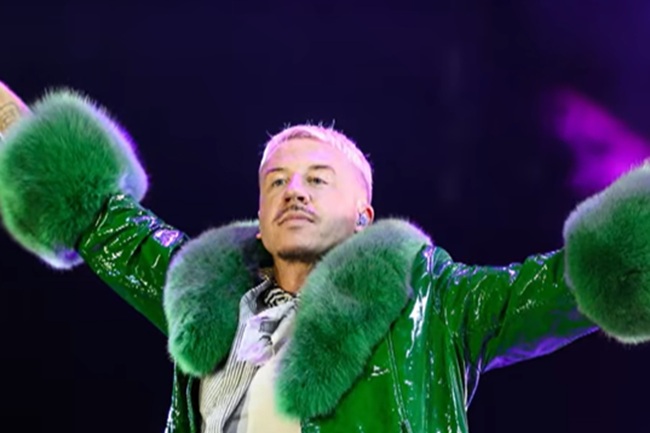 Macklemore pays the price for killing the joy of ignorance on Palestine