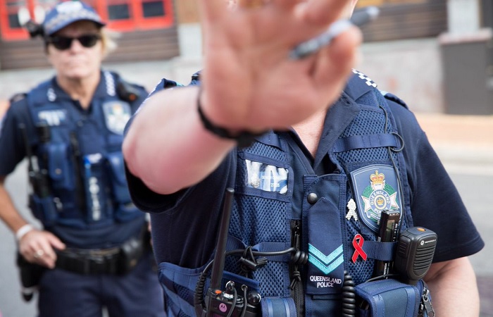 Here we Joh Again! Qld Police arrest Newman satiriser for ‘dangerous’ T-shirt